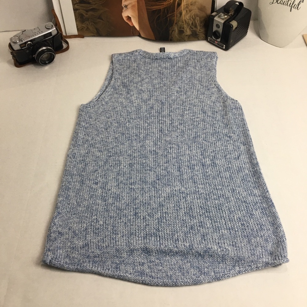 90s Minimalist Textured Sweater Vest | Coastal Grandpa Core Tank Jones New York - Picture 7 of 10